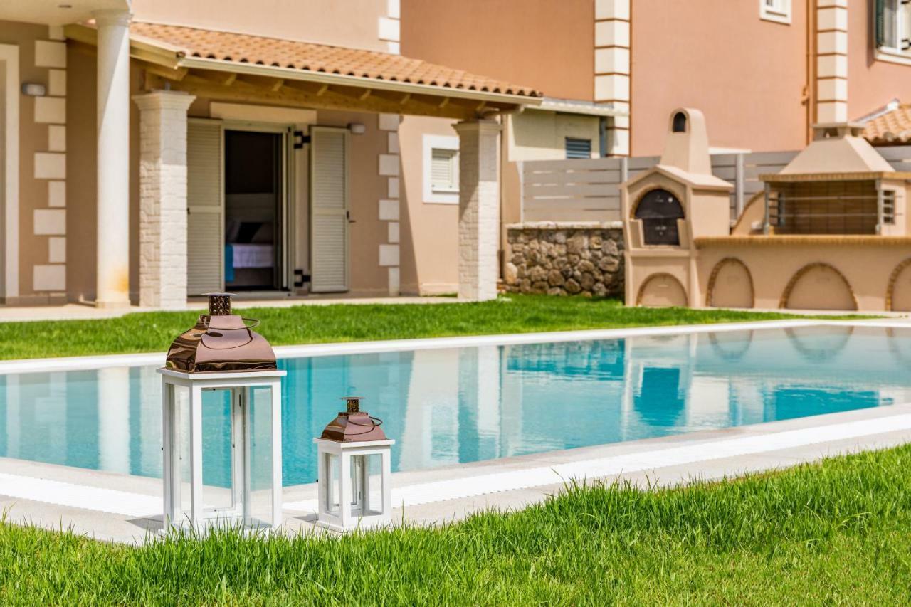 Villa Johnnie Poulades Ngoại thất bức ảnh