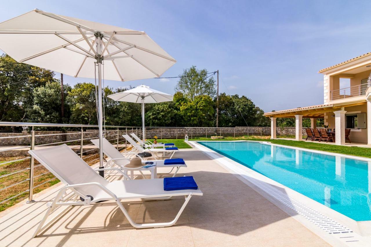 Villa Johnnie Poulades Ngoại thất bức ảnh