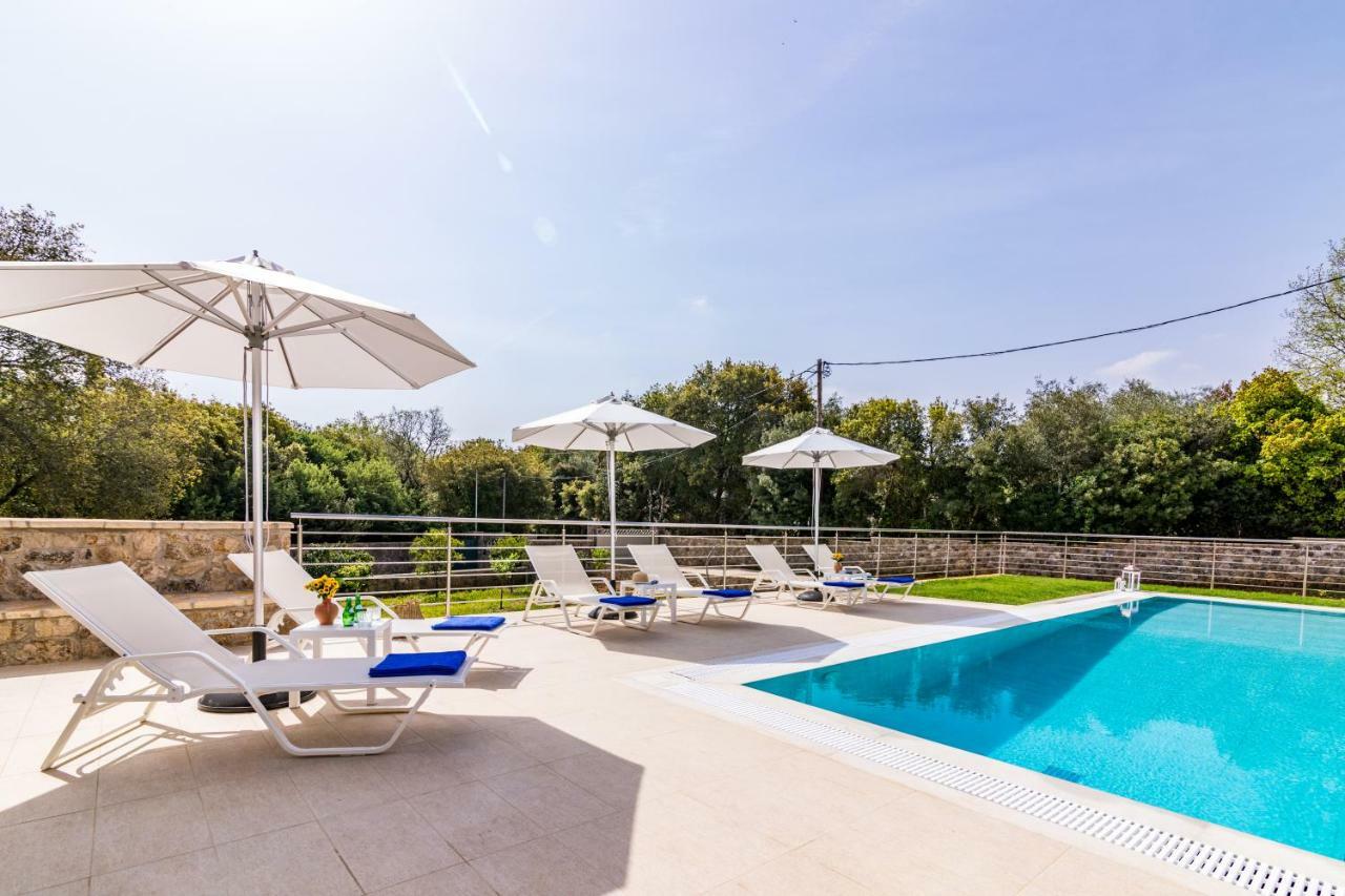 Villa Johnnie Poulades Ngoại thất bức ảnh