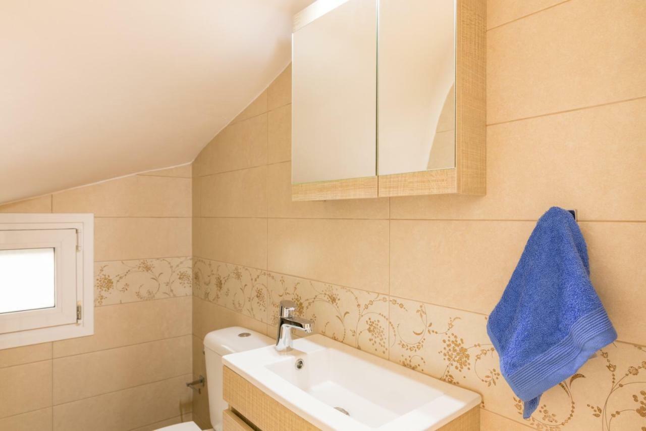 Villa Johnnie Poulades Ngoại thất bức ảnh