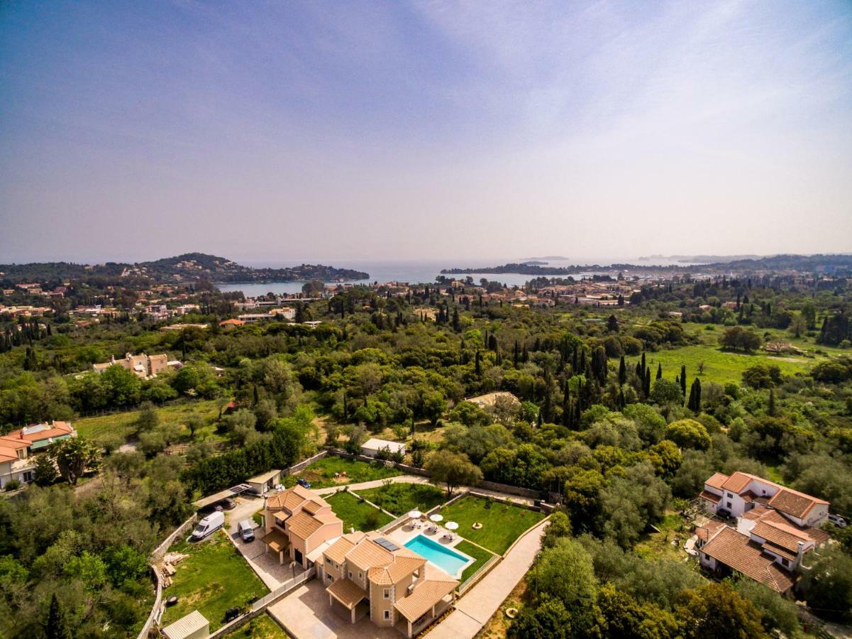 Villa Johnnie Poulades Ngoại thất bức ảnh